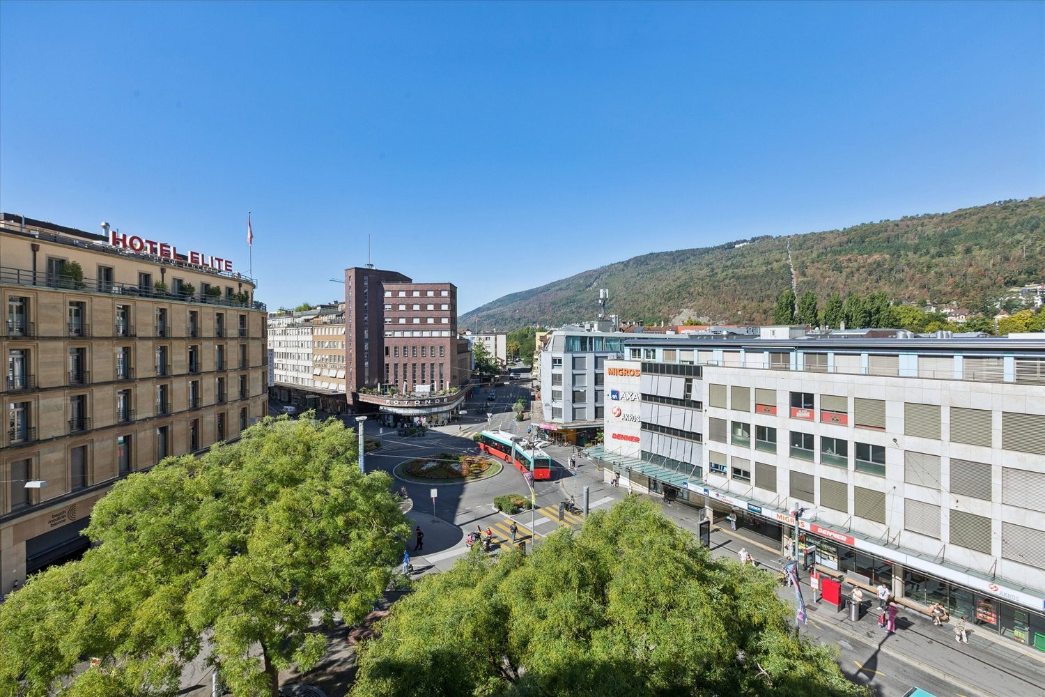 131m² office