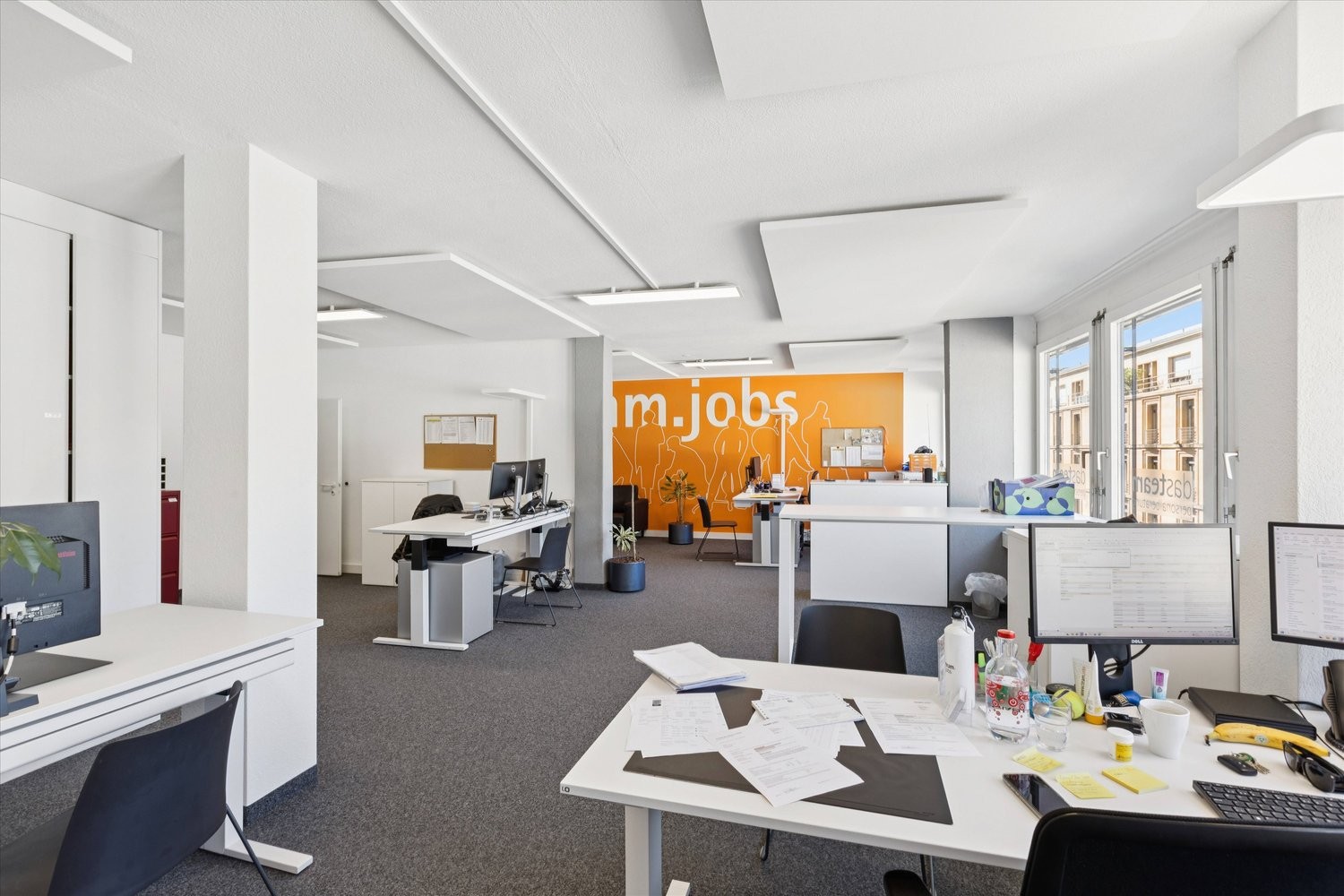 131m² office