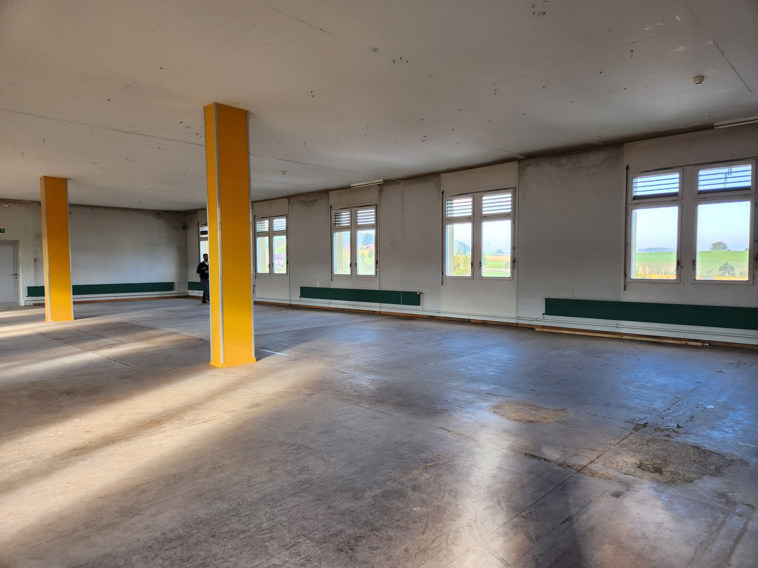 336m² commercial, Foto 2 von 6