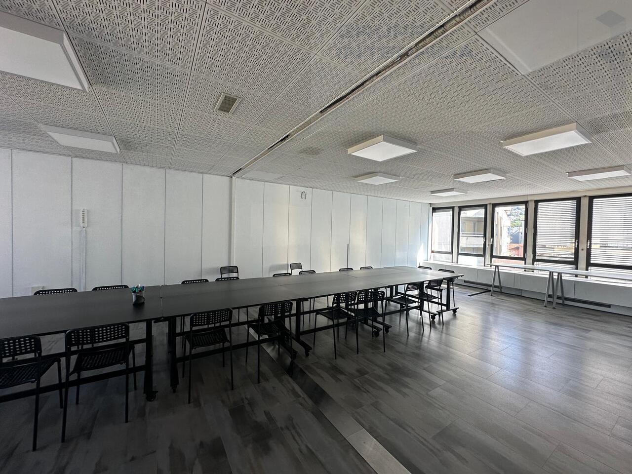 950m² Büro