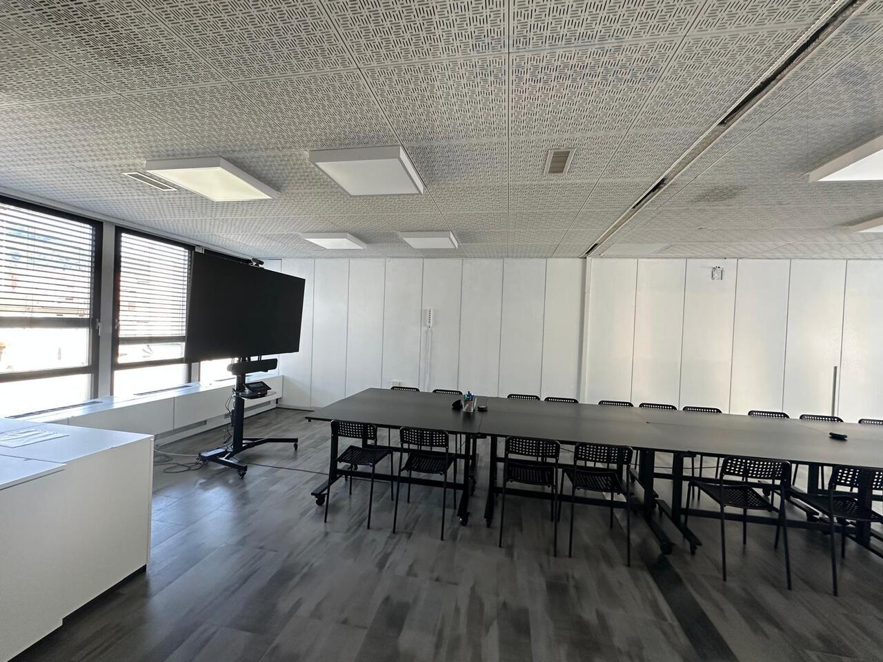 950m² Büro
