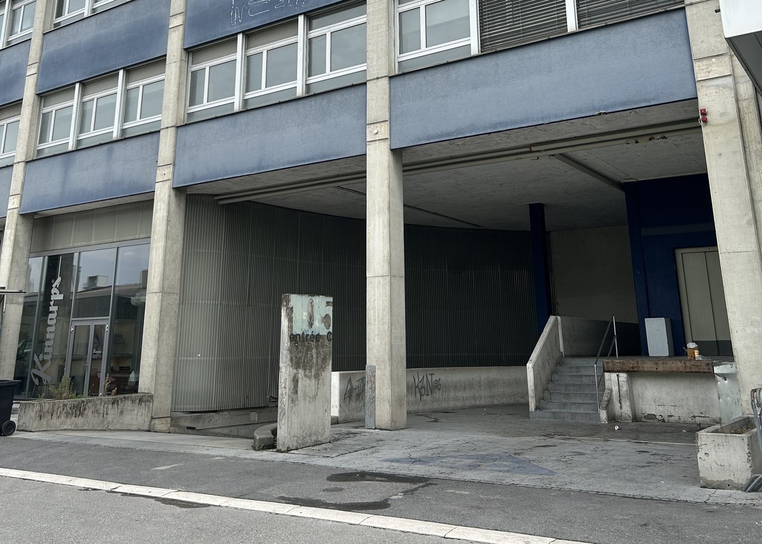 689m² Industrieobjekt