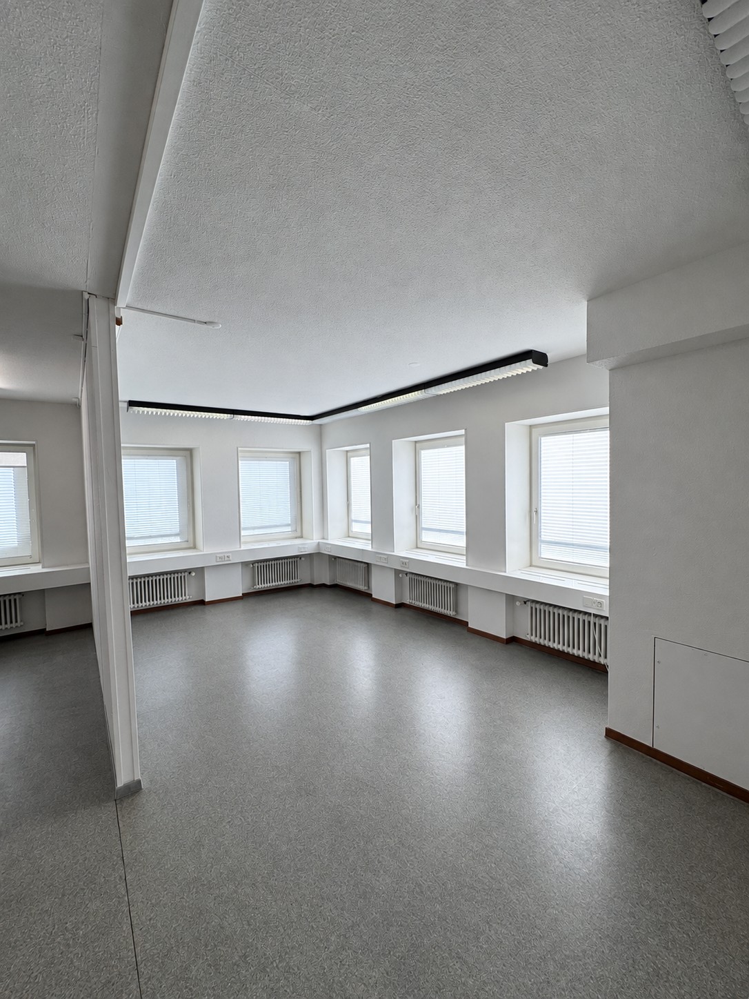 Bureau de 74 m²