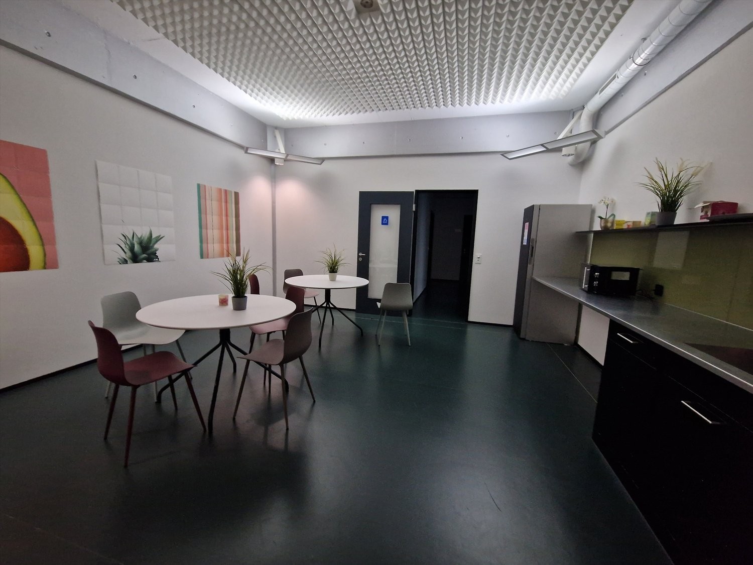 18m² office