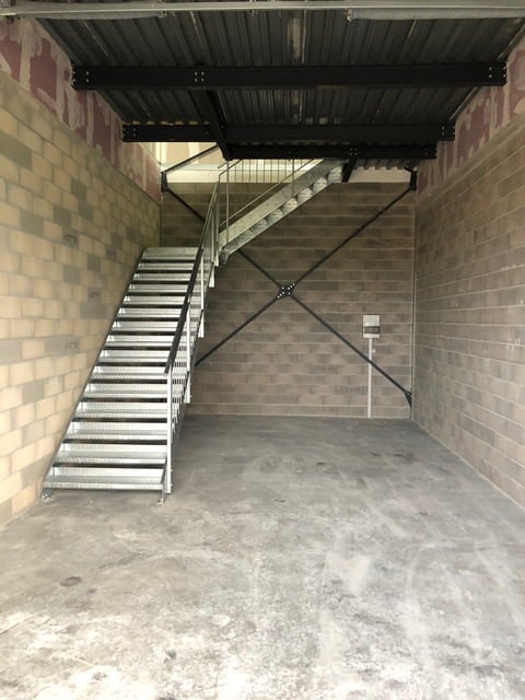 130m² commercial, photo 1 of 10