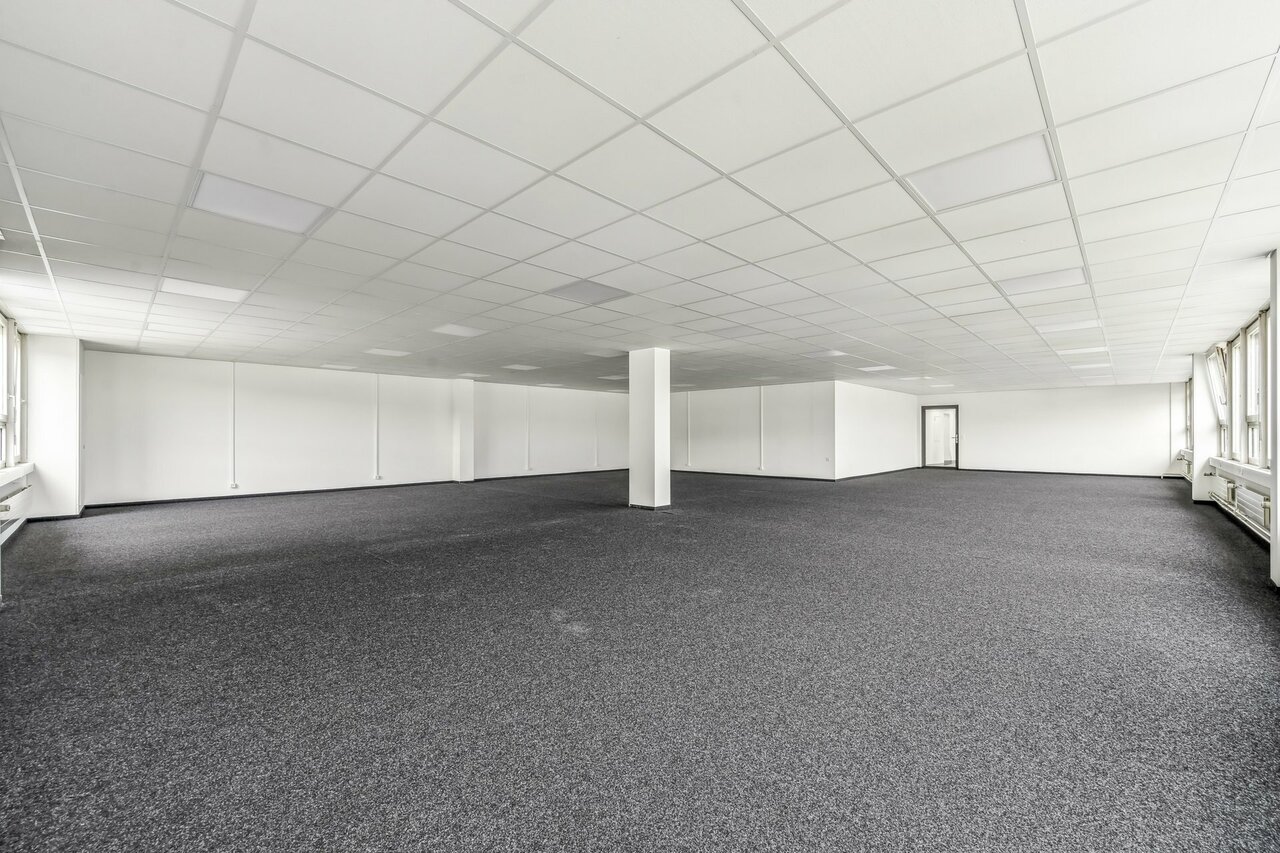 210m² office, Foto 1 von 10
