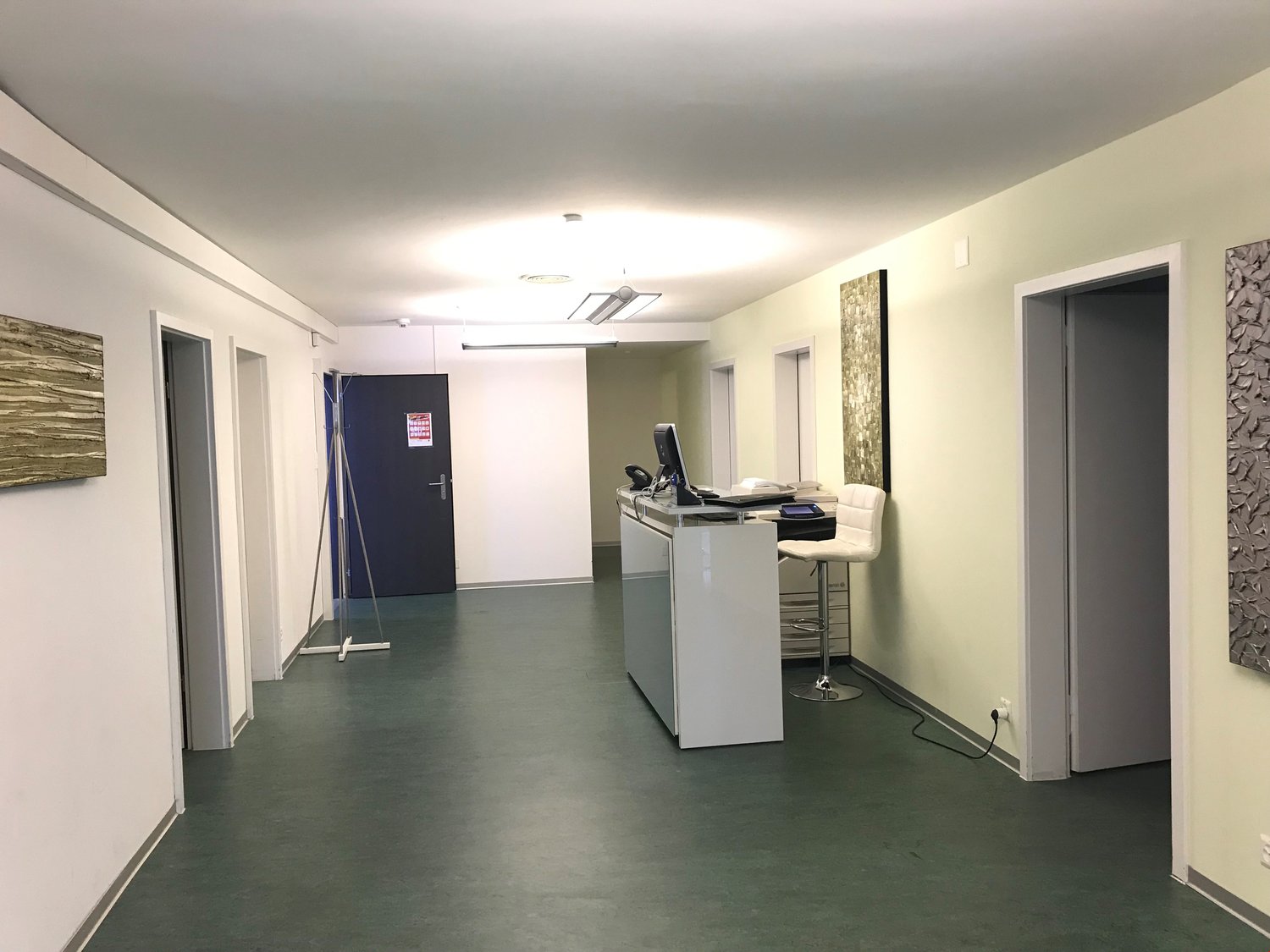 189m² commercial