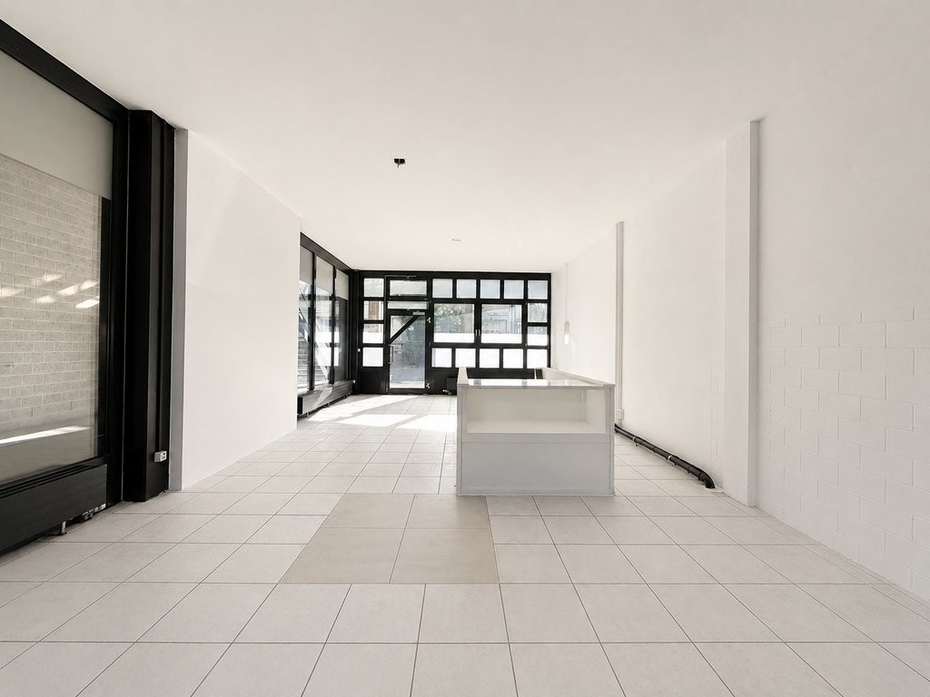 Negozio di 82m², foto 1 di 5