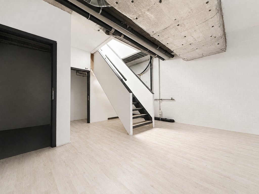 Negozio di 82m², foto 3 di 5