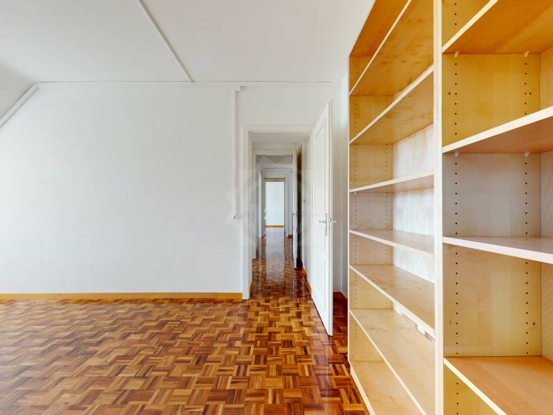 323m² ufficio, foto 6 di 8