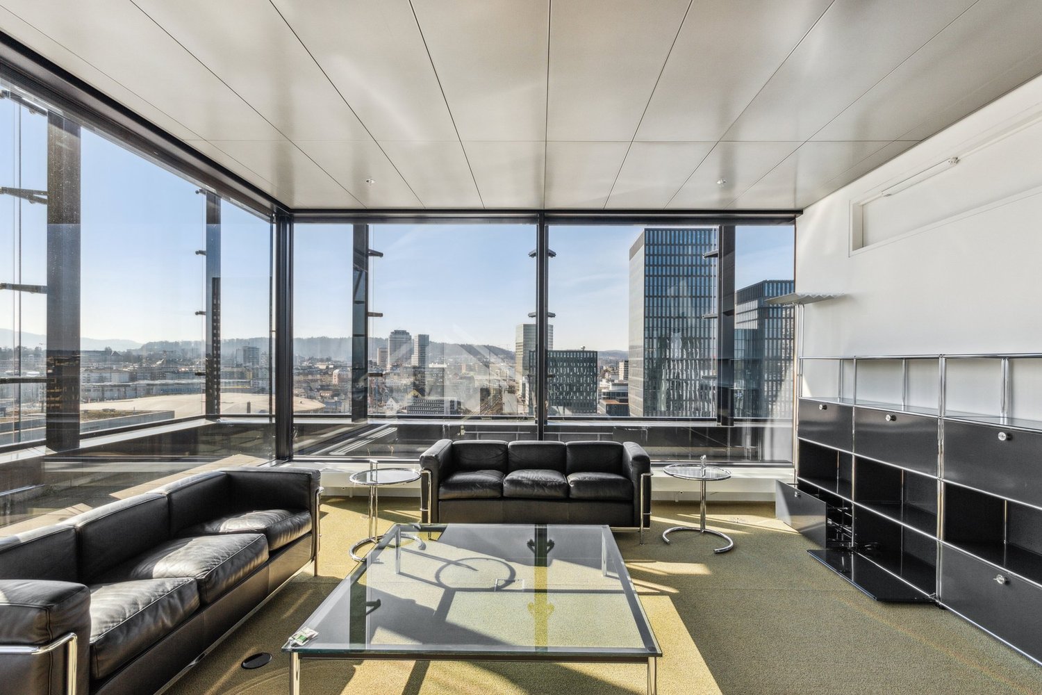 1206m² office