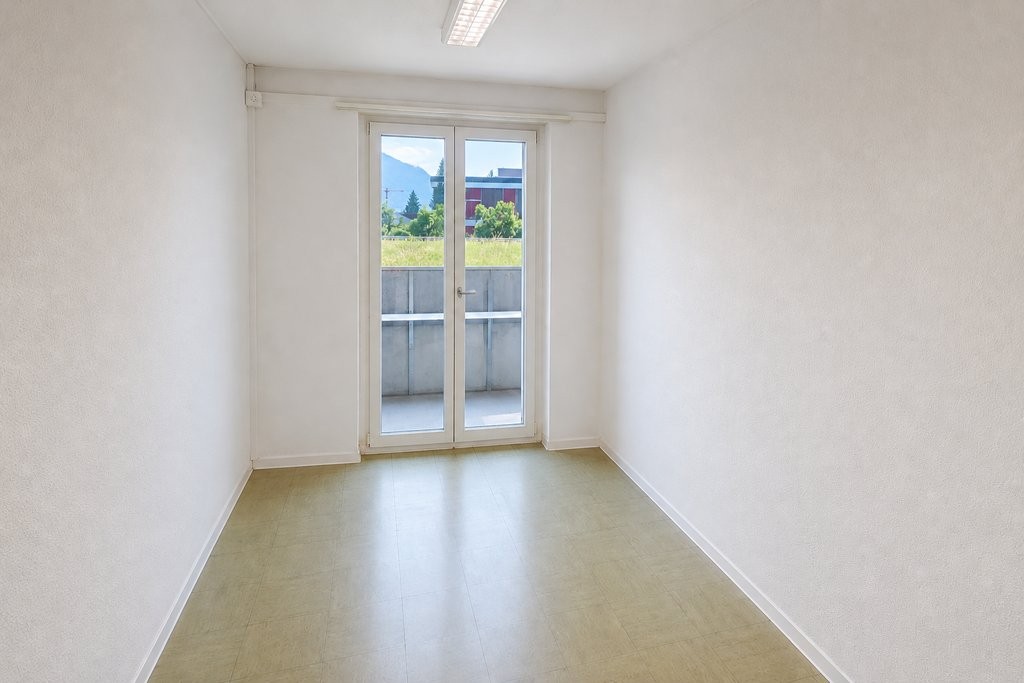 79m² office
