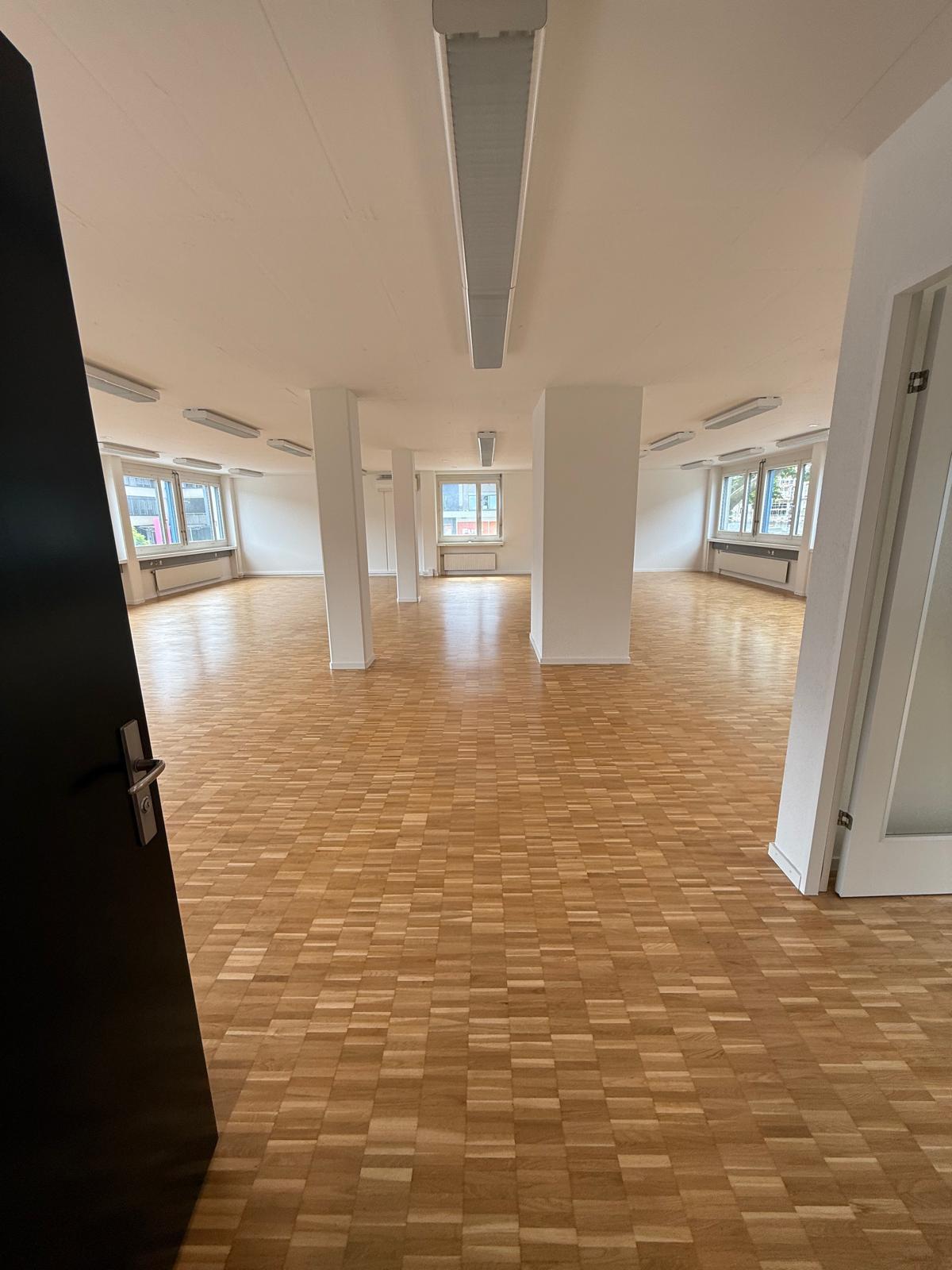 172m² office, Foto 6 von 8