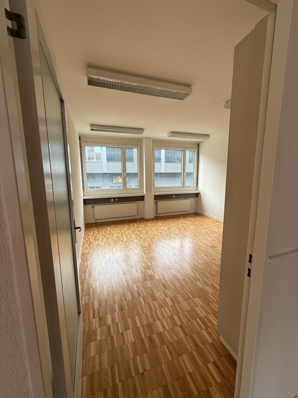 172m² office, Foto 5 von 8