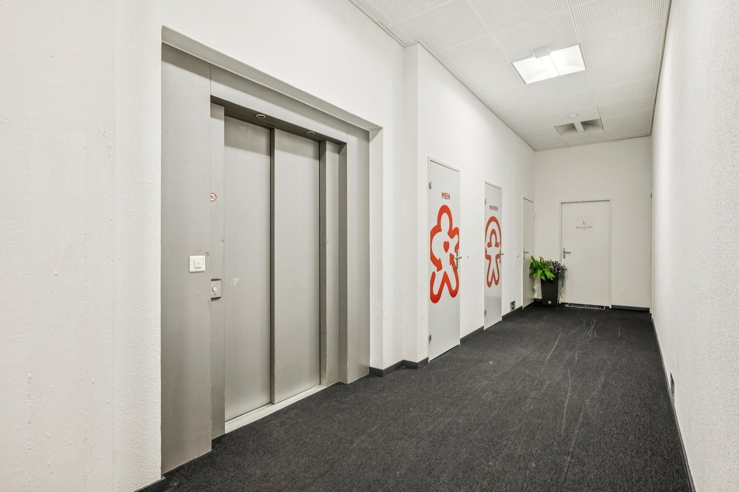 31m² office