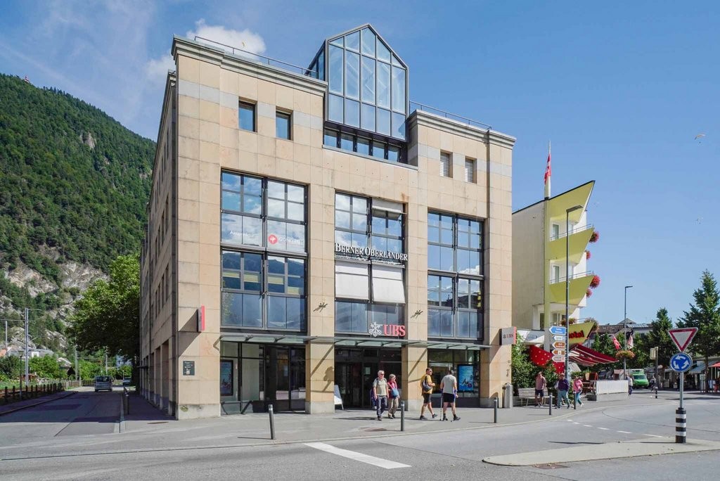 85m² office