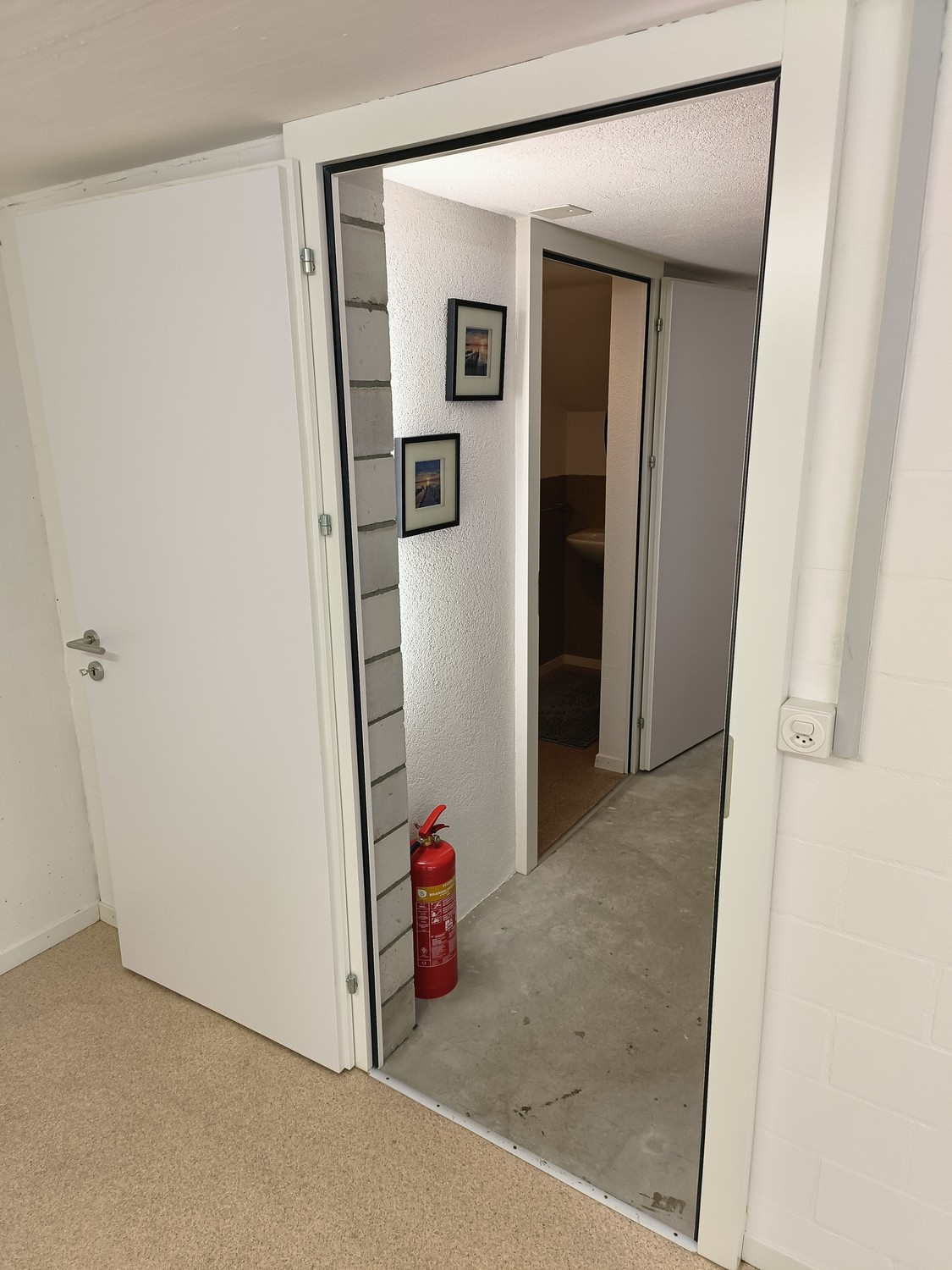 33m² commercial