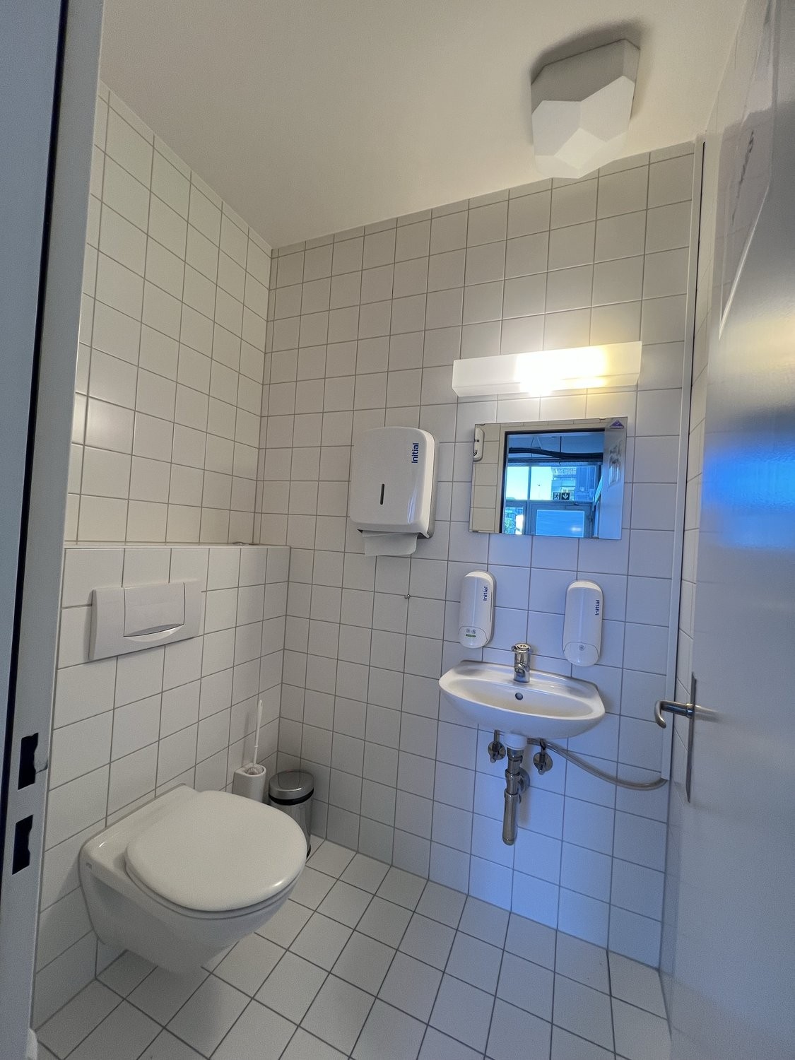 79m² office