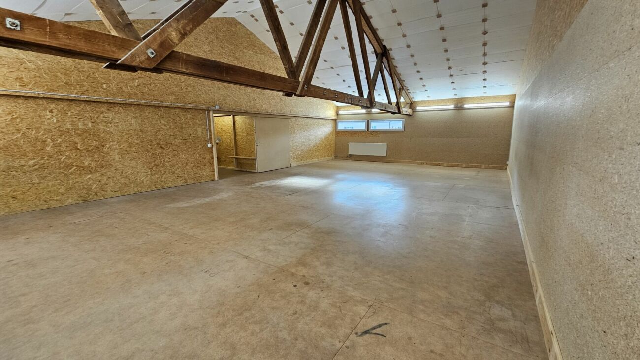 Commercial, Foto 2 von 4