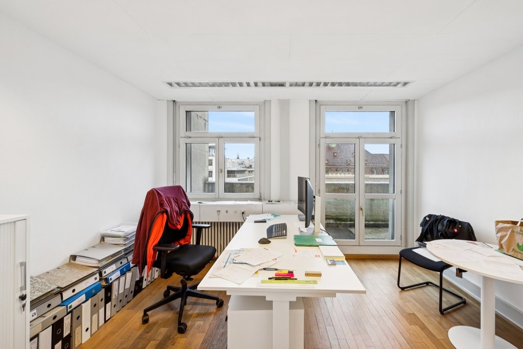 298m² office, Foto 9 von 10