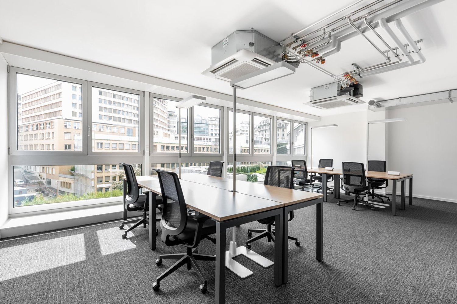 150m² office, photo 6 of 9