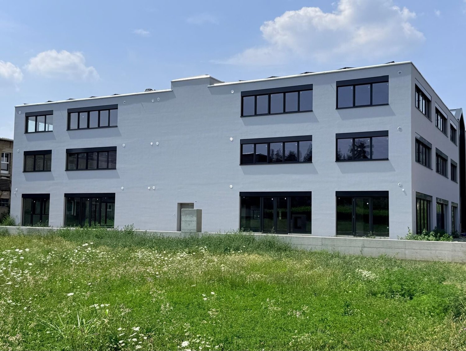 488m² Labor, Foto 2 von 10