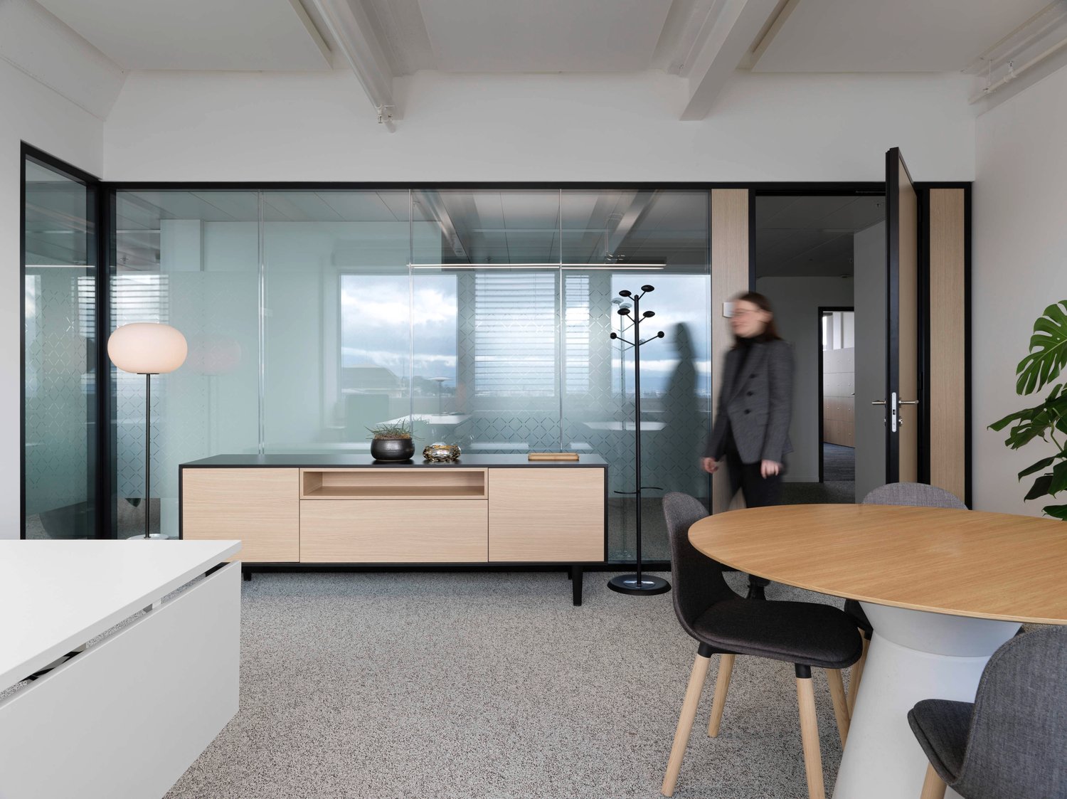 1294m² Büro