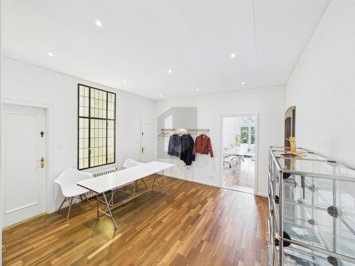138m² office, Foto 1 von 4