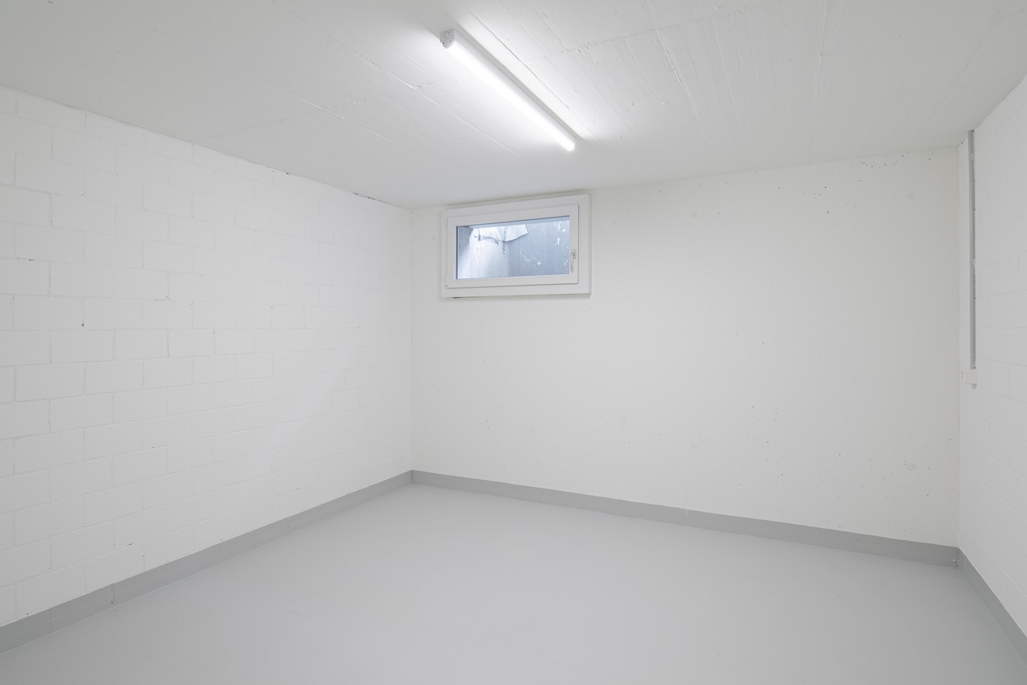 15m² commerciale, foto 2 di 2
