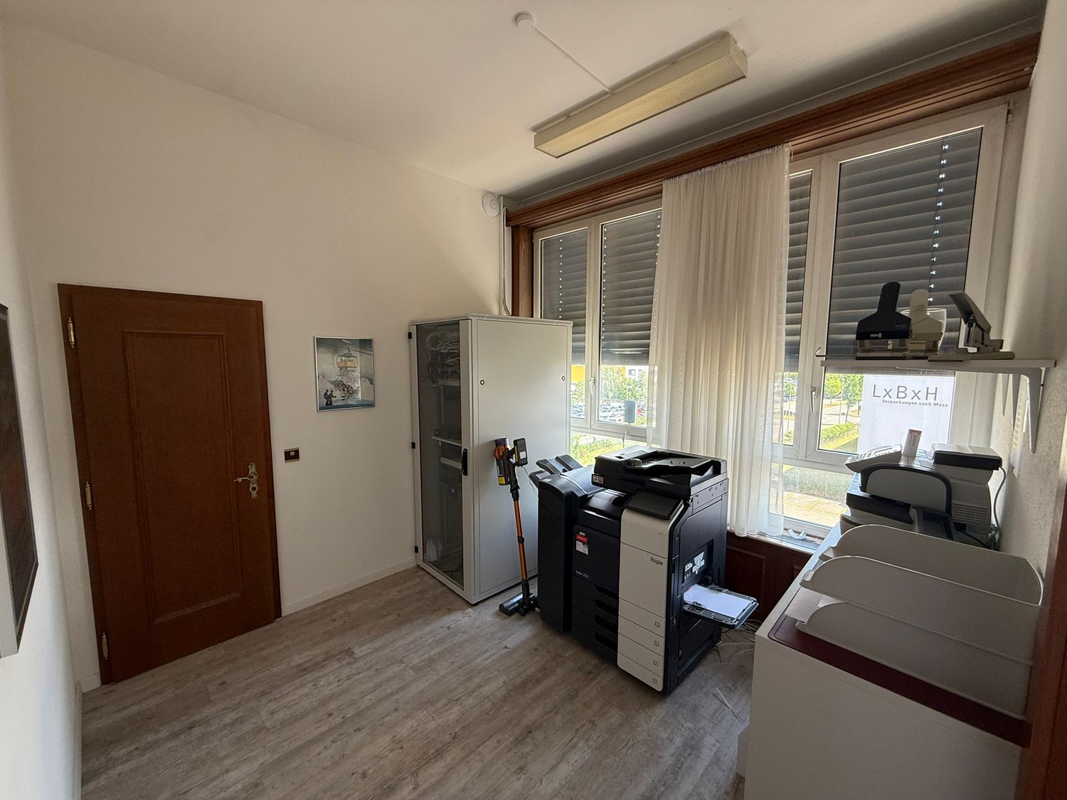 160m² commercial, Foto 10 von 10