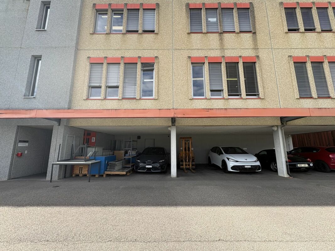 660m² commerciale, foto 6 di 10