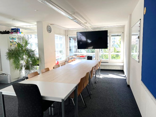 Office, Foto 1 von 3