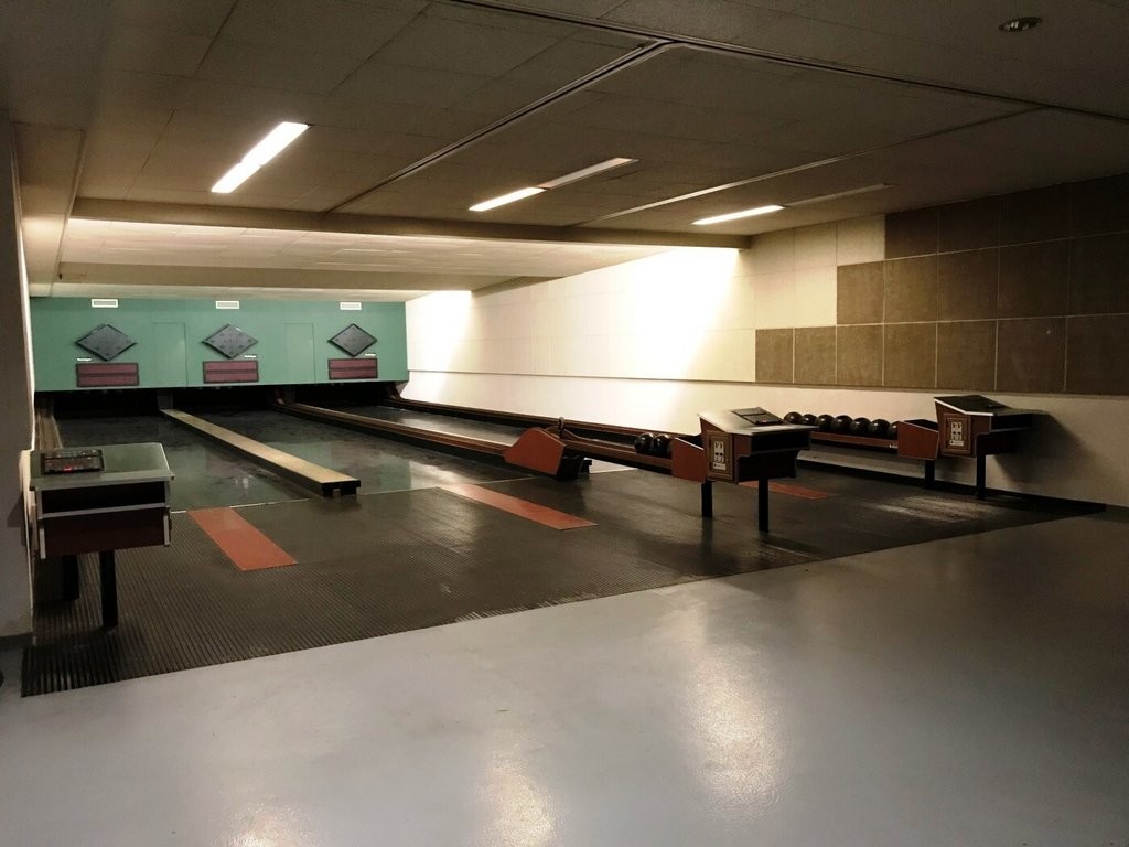 340m² shop, Foto 6 von 9