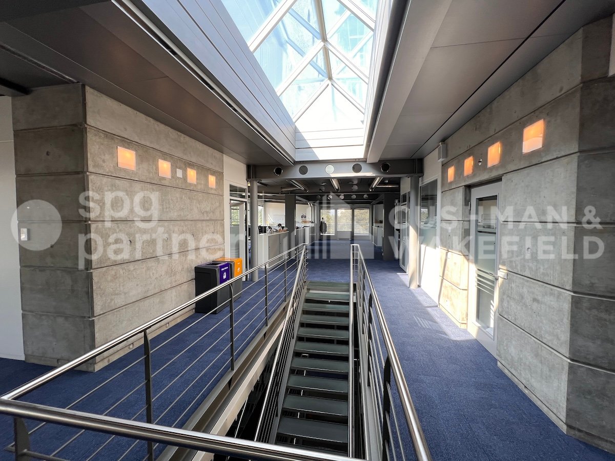550m² Büro