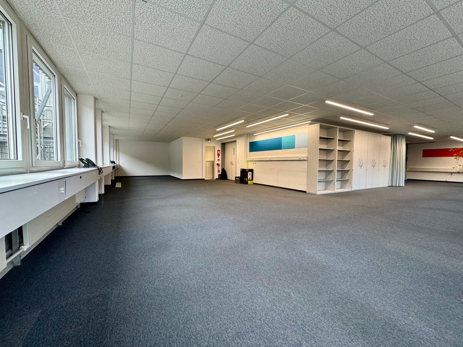 188m² practice, Foto 1 von 5