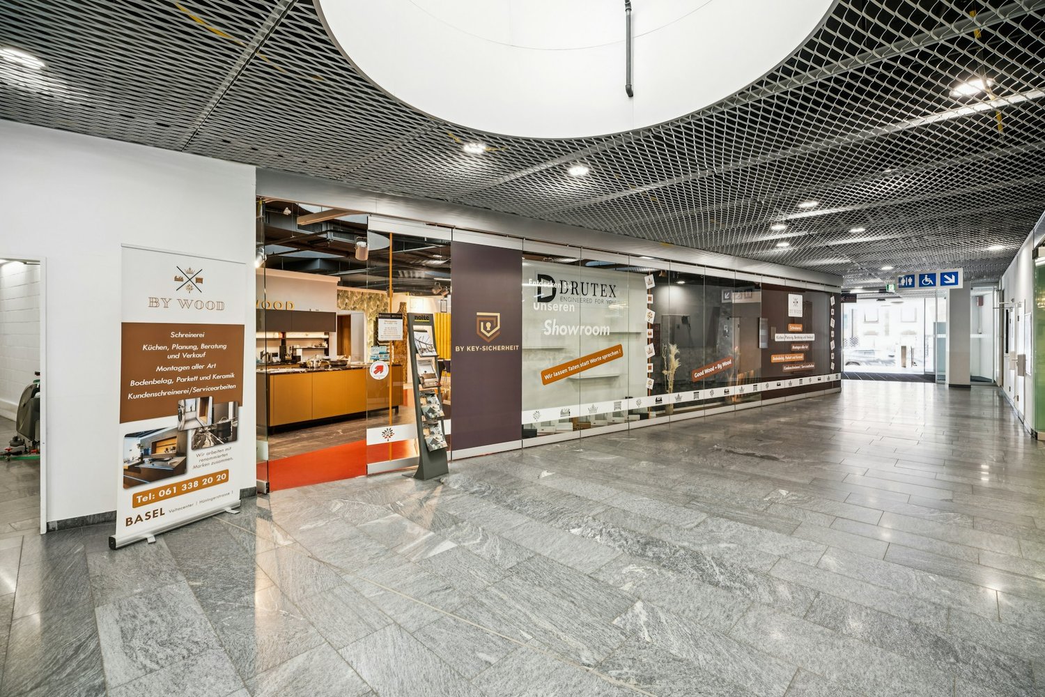 170m² commercial, Foto 1 von 9
