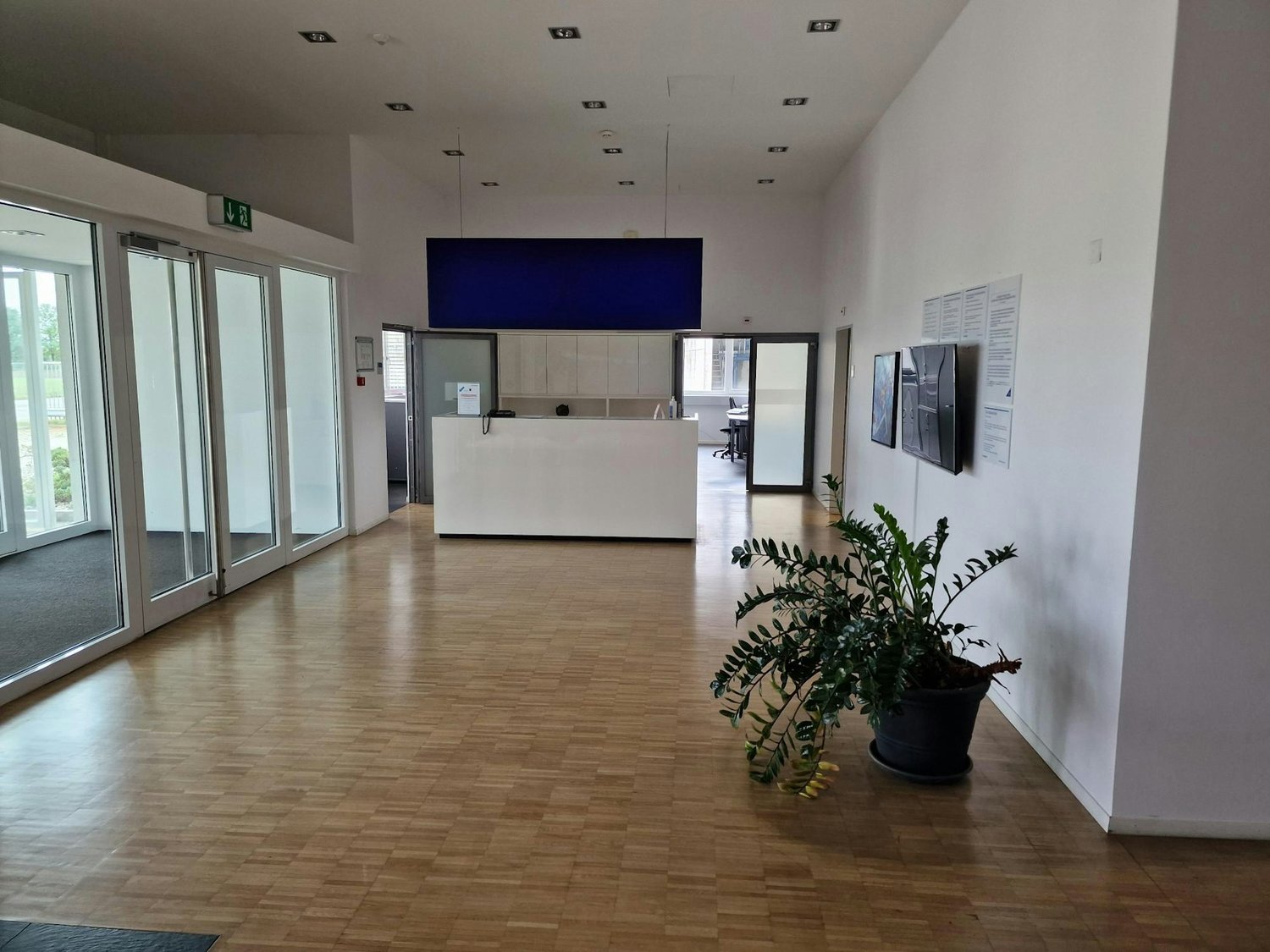 3000m² commercial