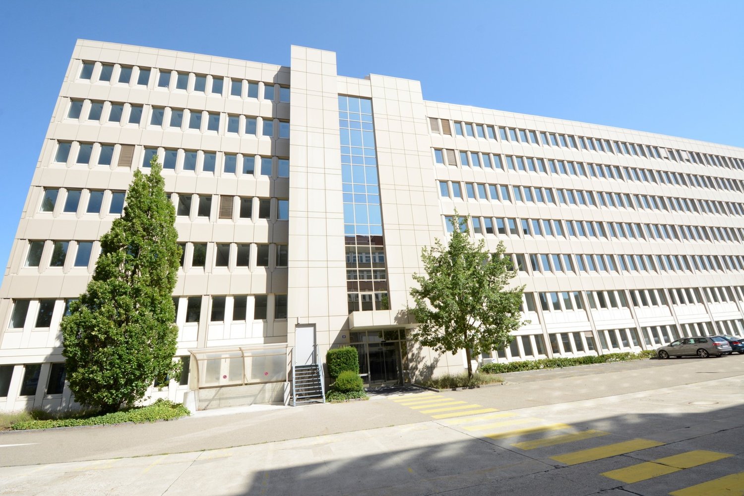Bureaux de 588m²