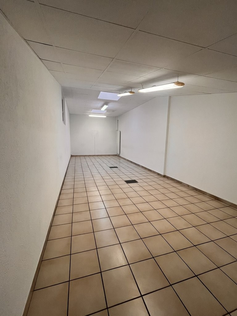 45m² shop