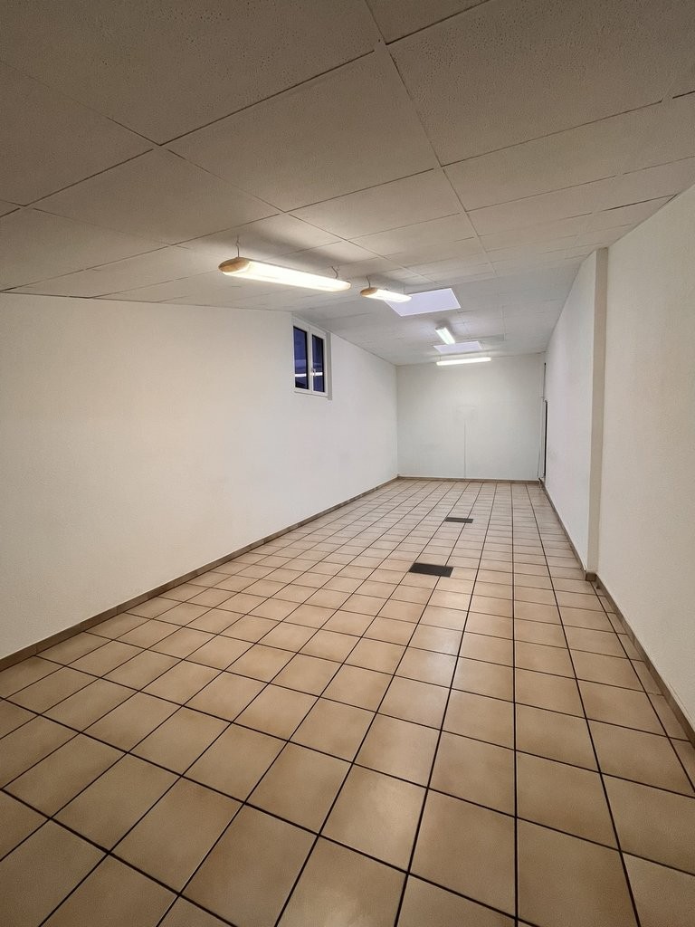 45m² shop