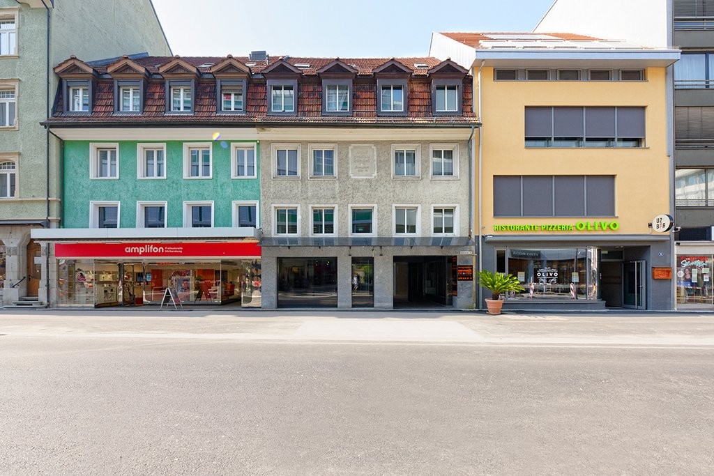 45m² shop