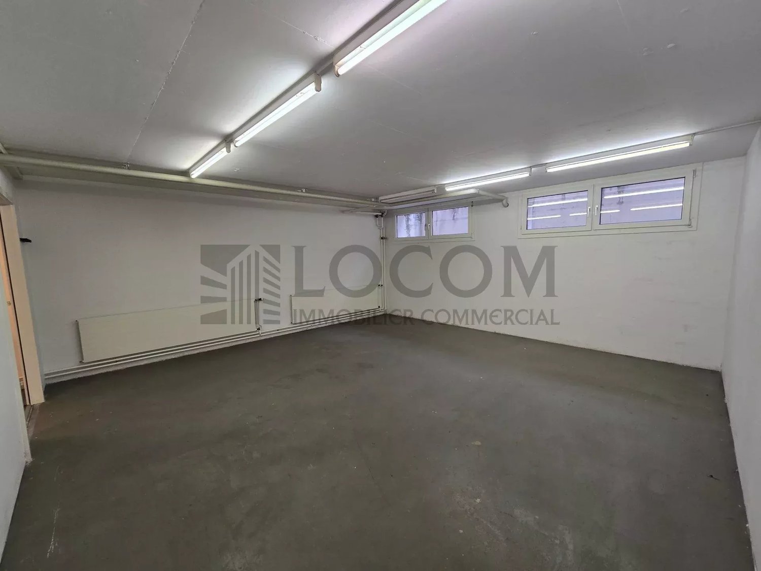 100m² Laden