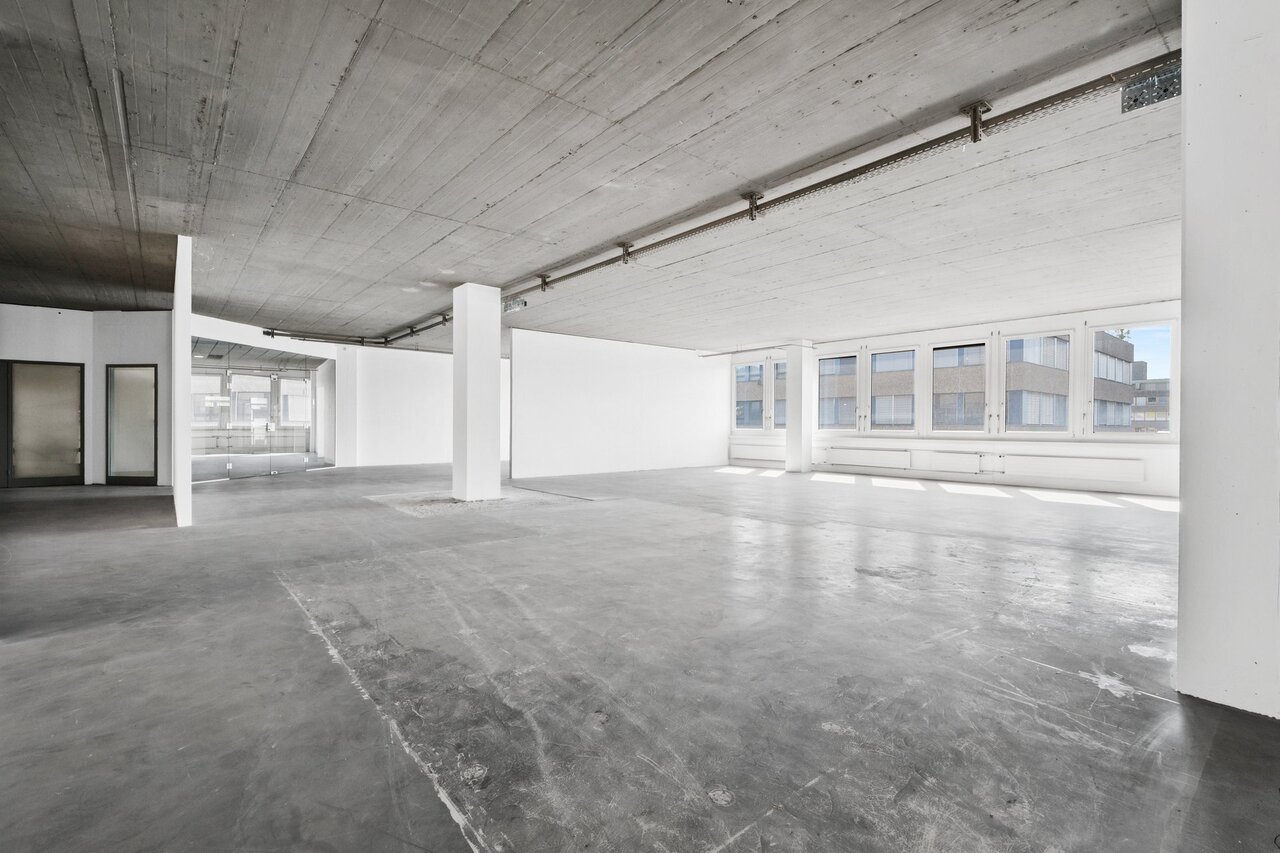 389m² commercial, Foto 2 von 10