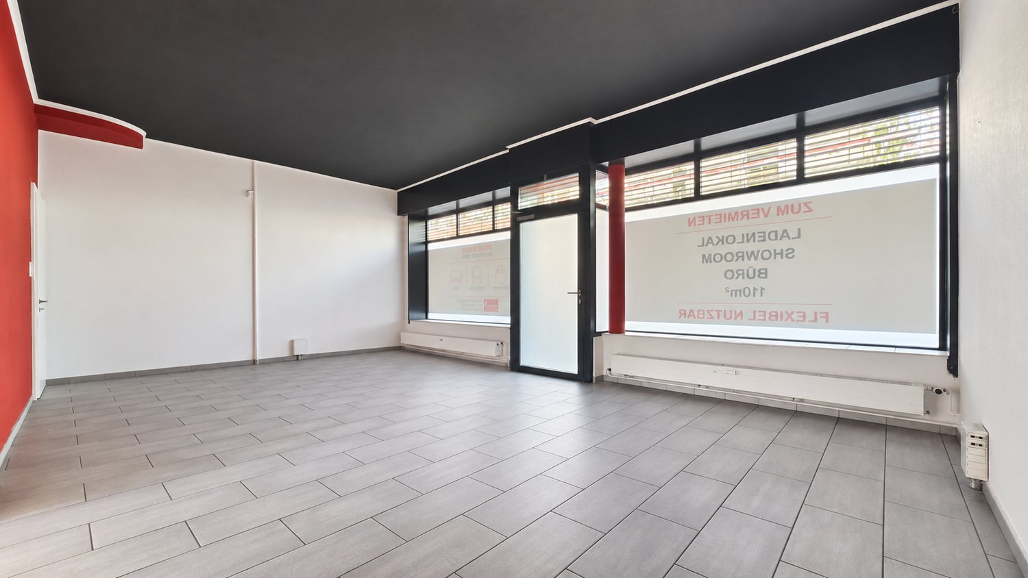 95m² commercial