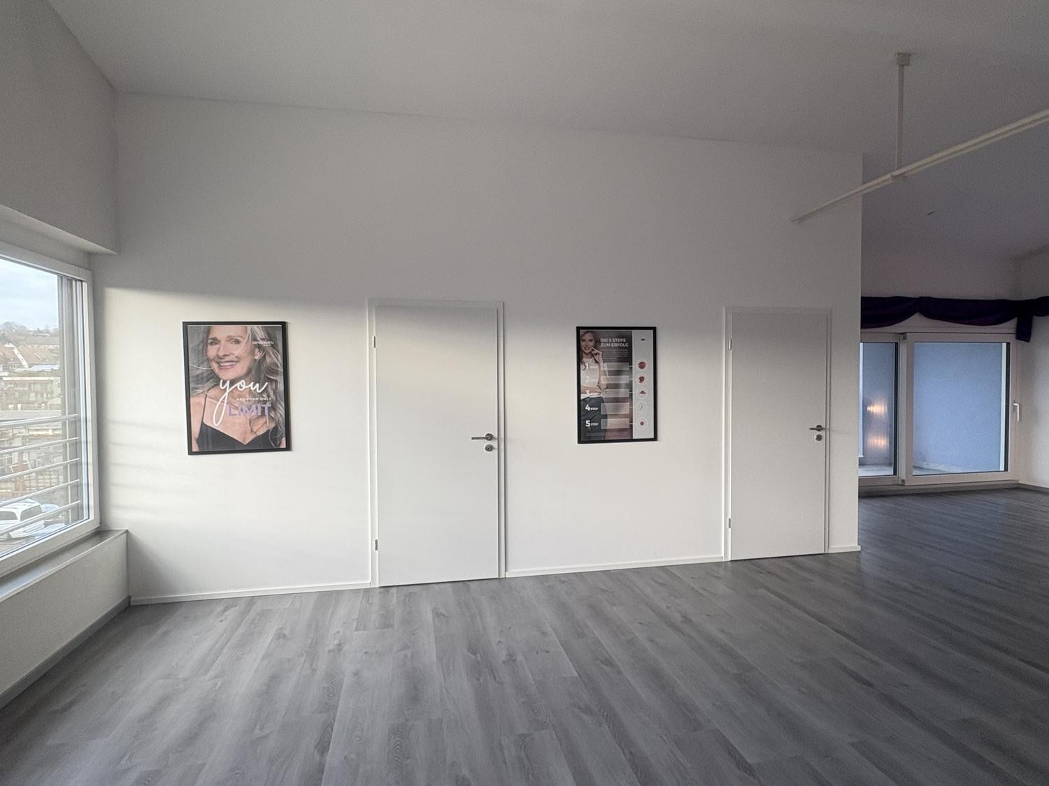 100m² commercial