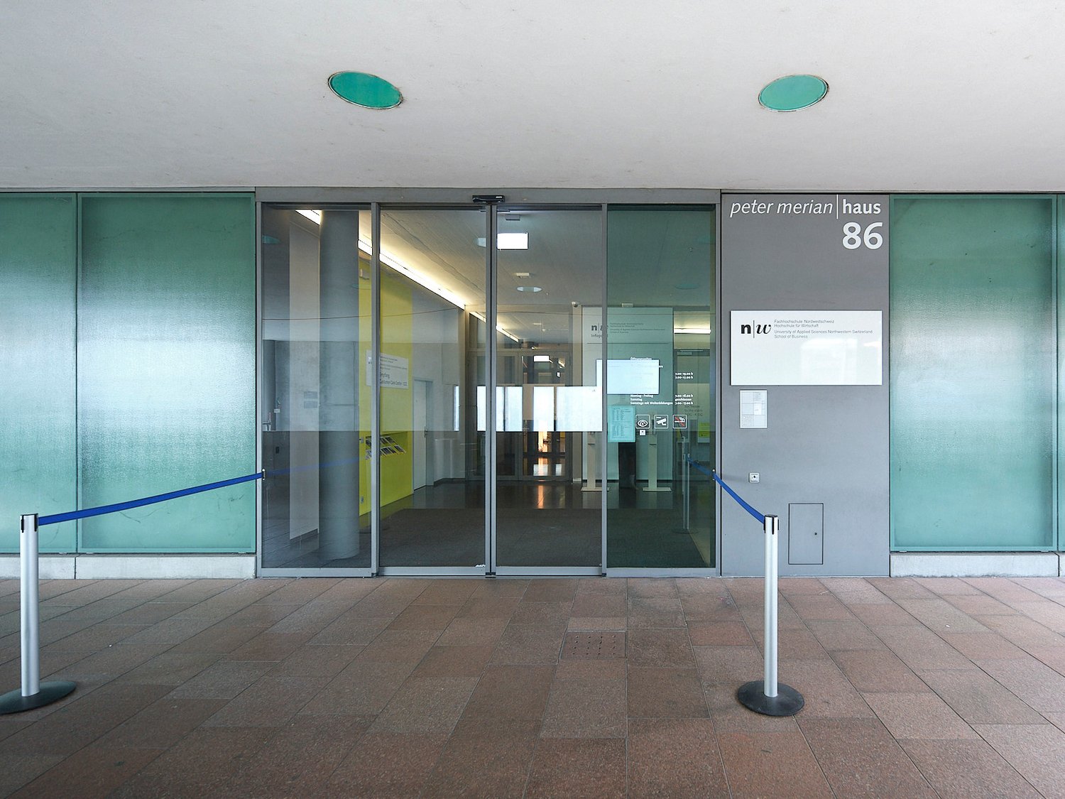 8980m² office, Foto 1 von 9