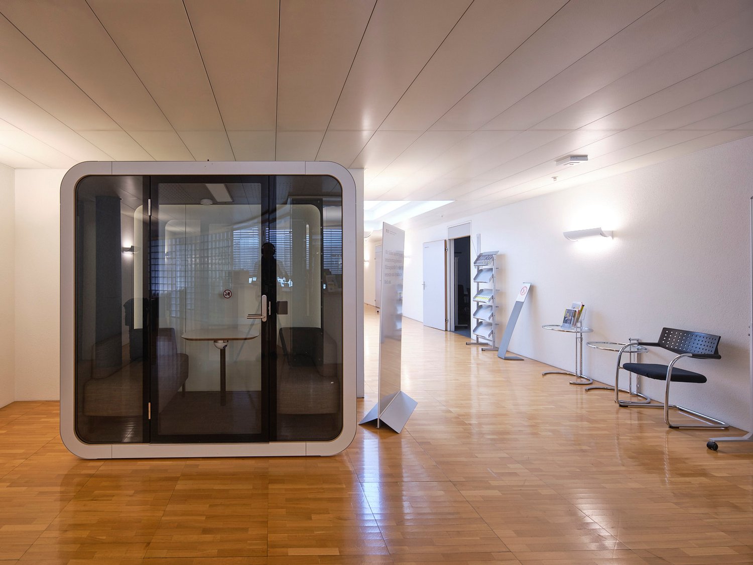 8980m² office, Foto 6 von 9