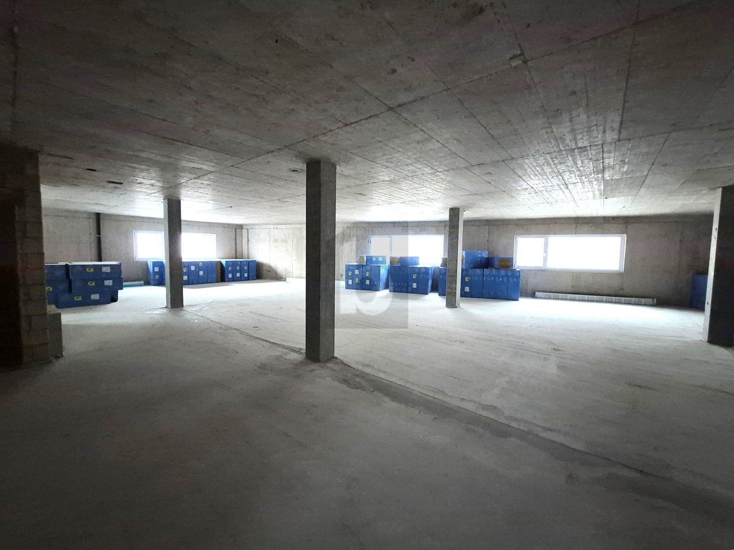 456m² industrial object