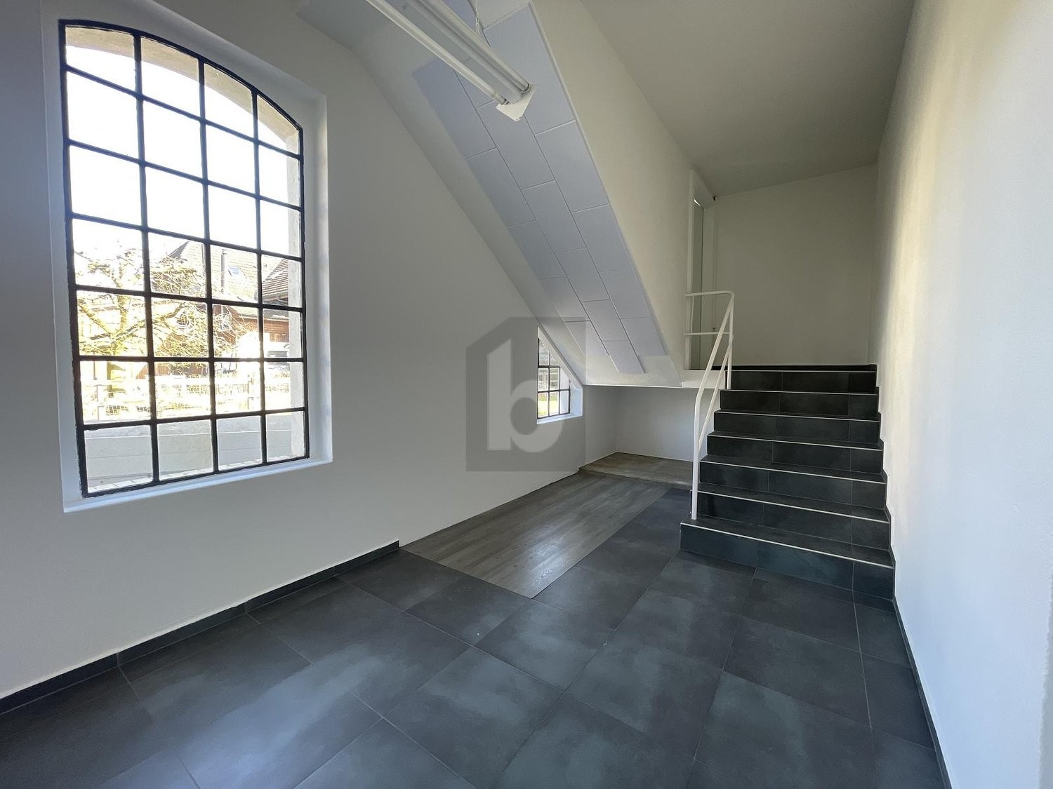 100m² office, Foto 1 von 4
