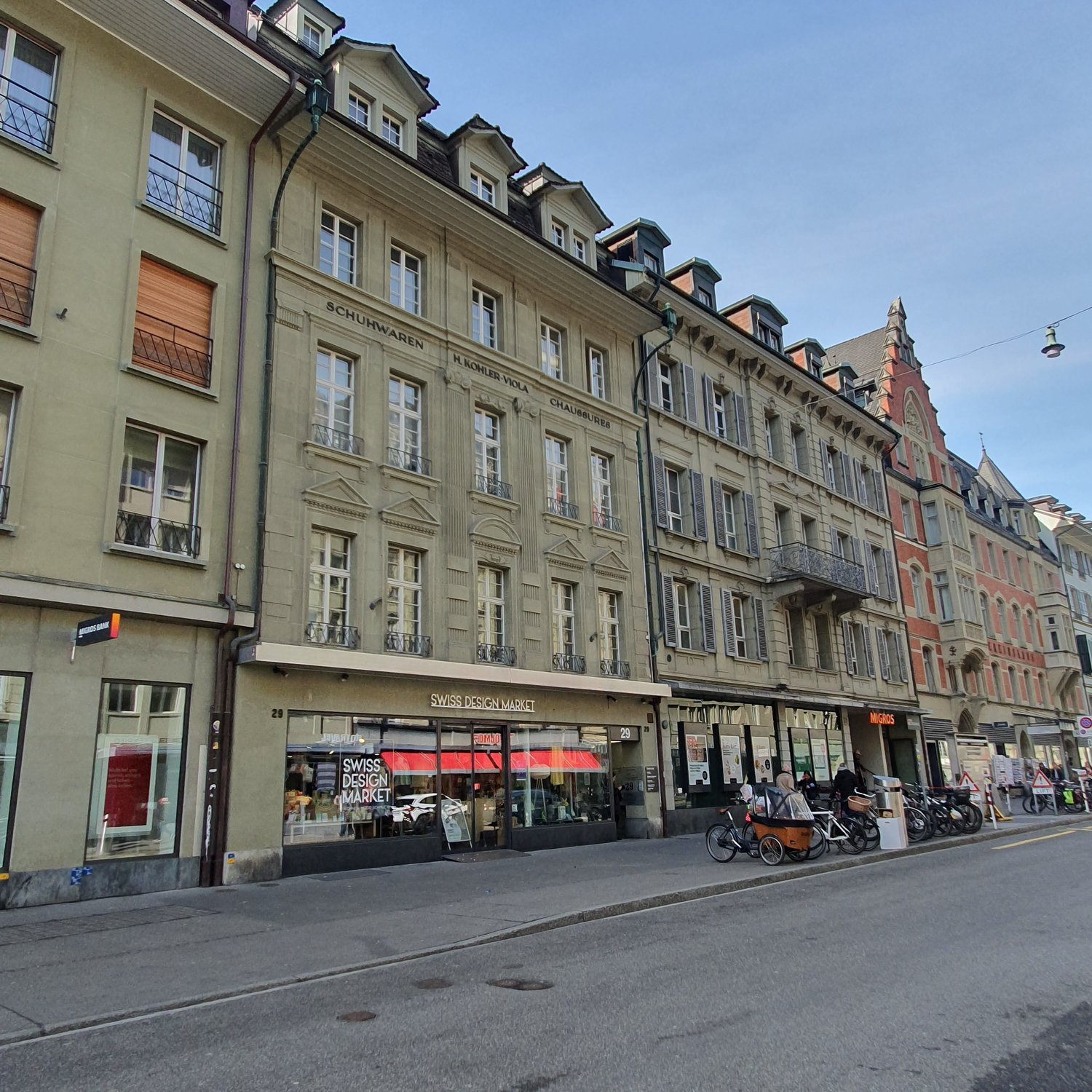 167m² commercial